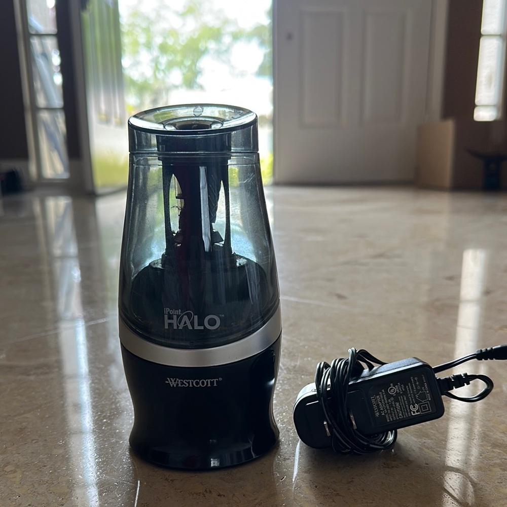 Westcott iPoint Halo Electric Sharpener